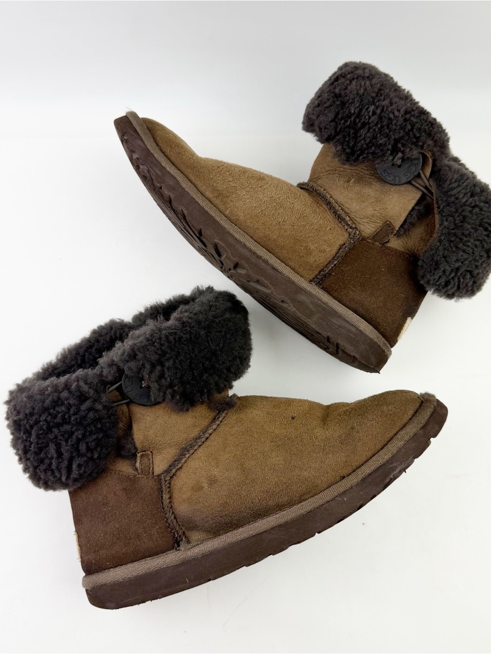 Ugg Bailey Button Brown 2000s Y2K Shearling Boots Slip On Women's 7